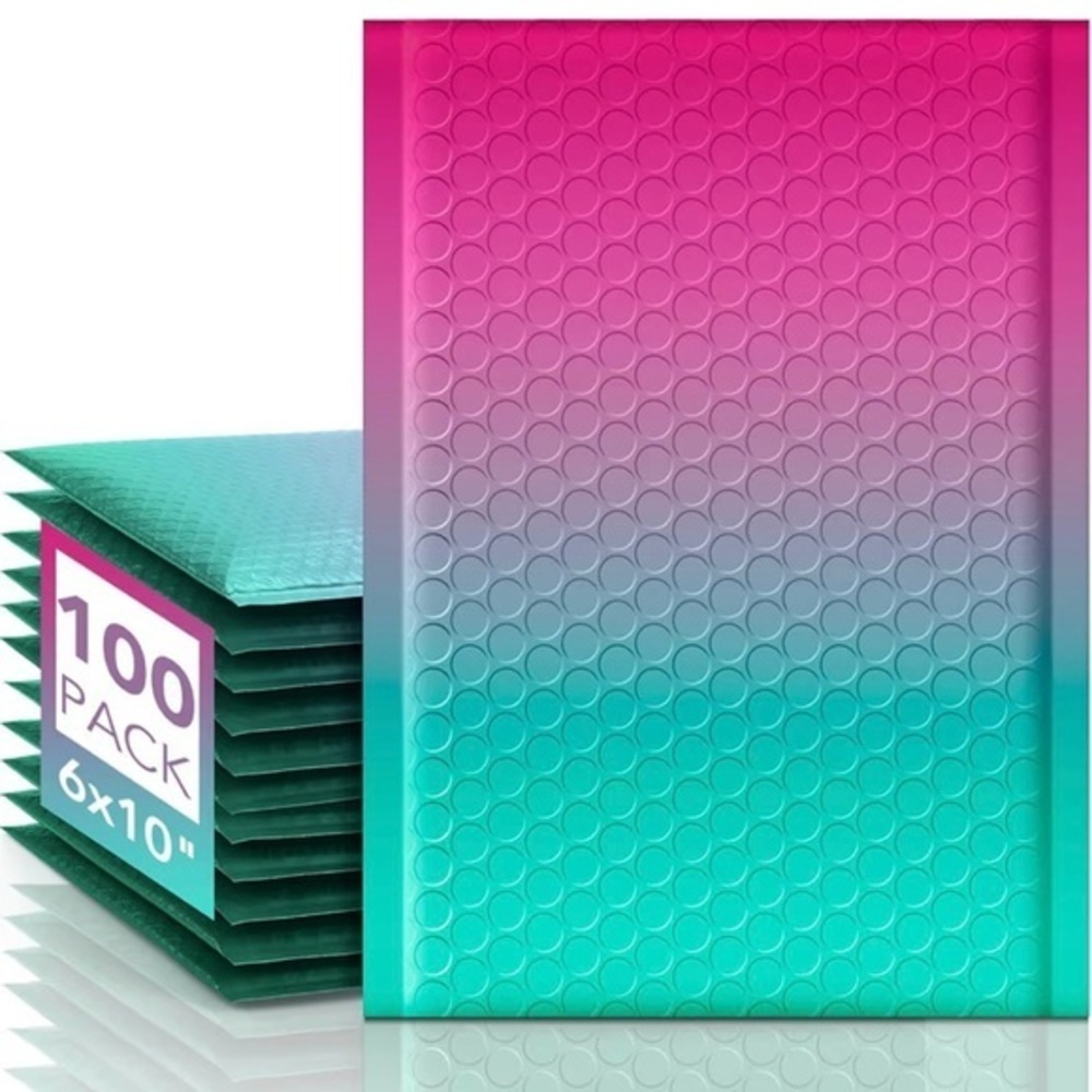 100 Pack Pink/Green Bubble Mailers 6x10 NWT